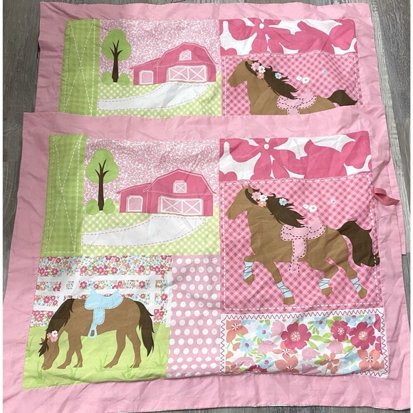 Set of 2 Circo Pretty Horses Pillow Shams Pink Barn Polka Dot Girl Equestrian - Picture 1 of 9